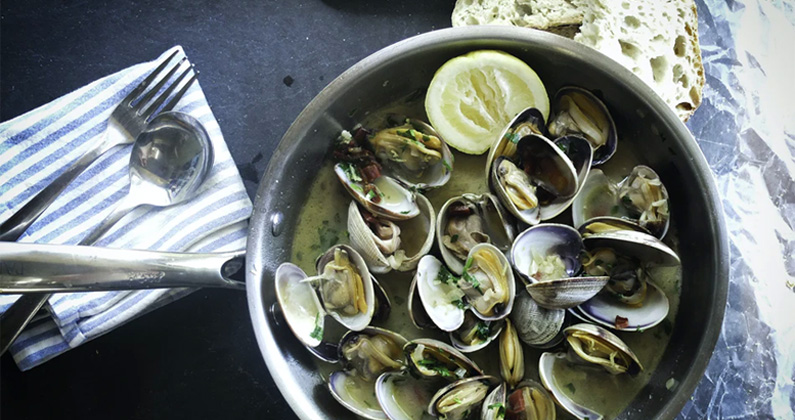 Recipe: Cider-Steamed Clams for Date Night In